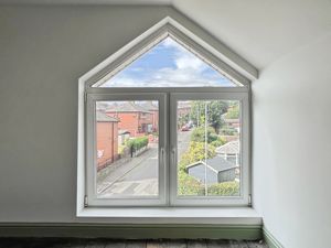 Bedroom 4- click for photo gallery